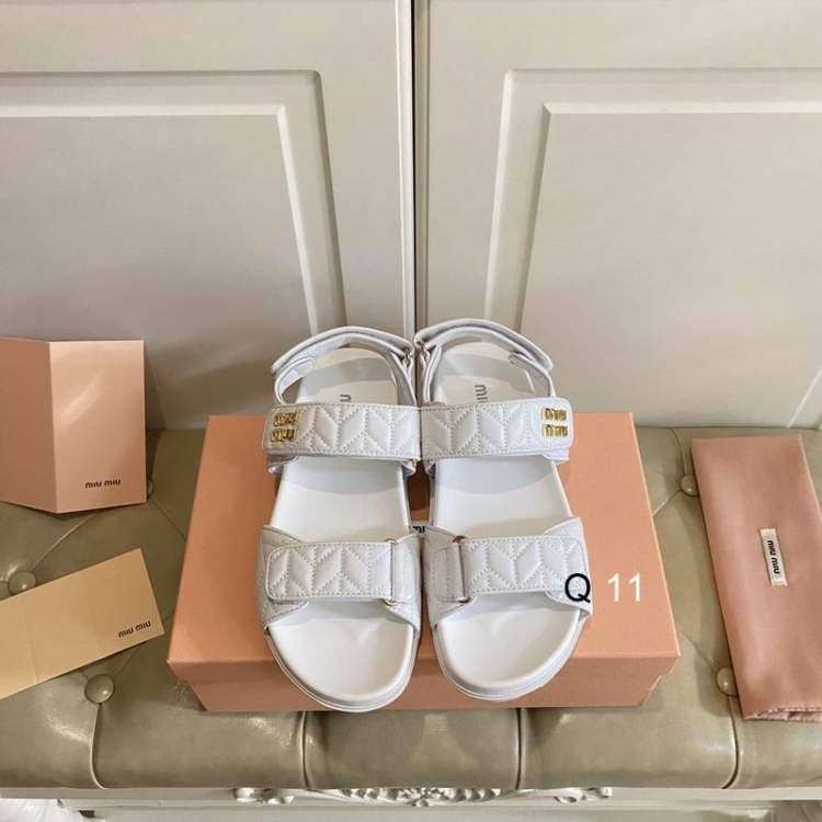 Picture of Miumiu Shoes _SKUMiuMiusz35-39Y030218178